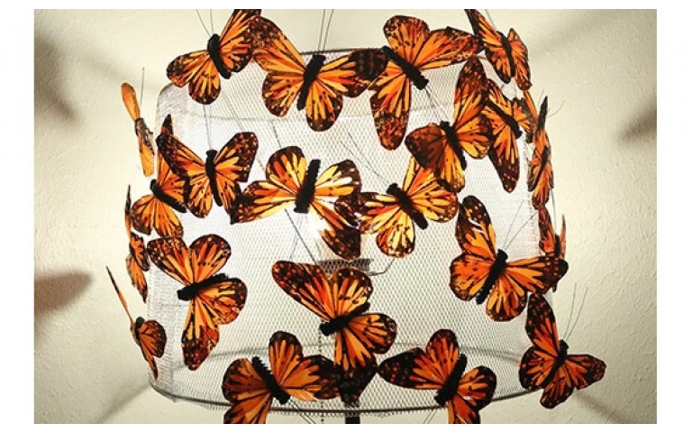 Create a beautiful butterflies lampshade with Wire Mesh